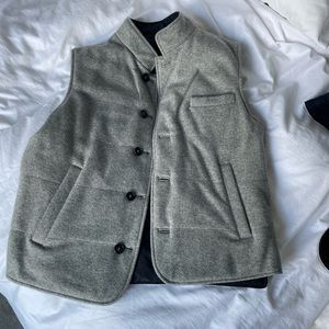 Tincati Mens reversible vest